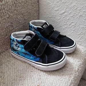 Toddler Boy's shoes, Shark Swim SK8-Mid Vans